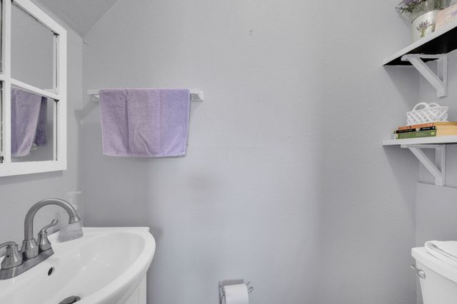 1104 Sheridan Lane, Cleburne, TX 76033
