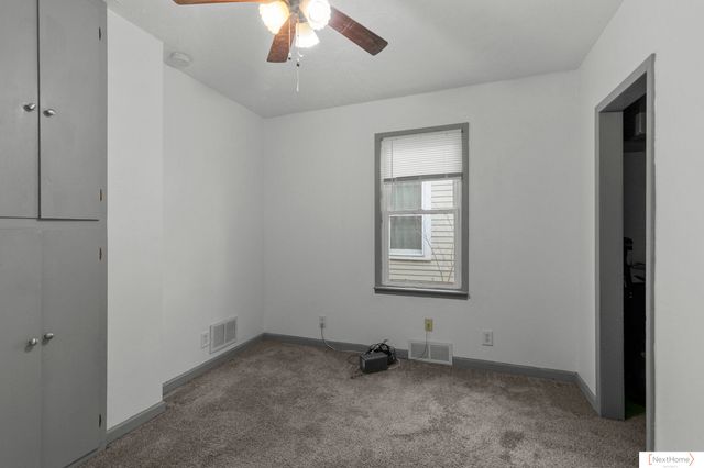 1326 Sumner Street, Lincoln, NE 68510