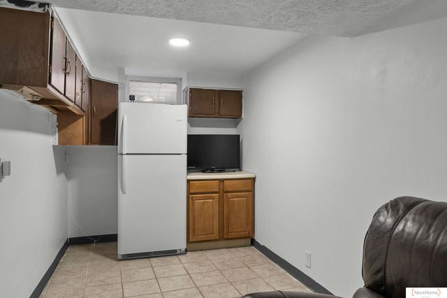 1326 Sumner Street, Lincoln, NE 68510