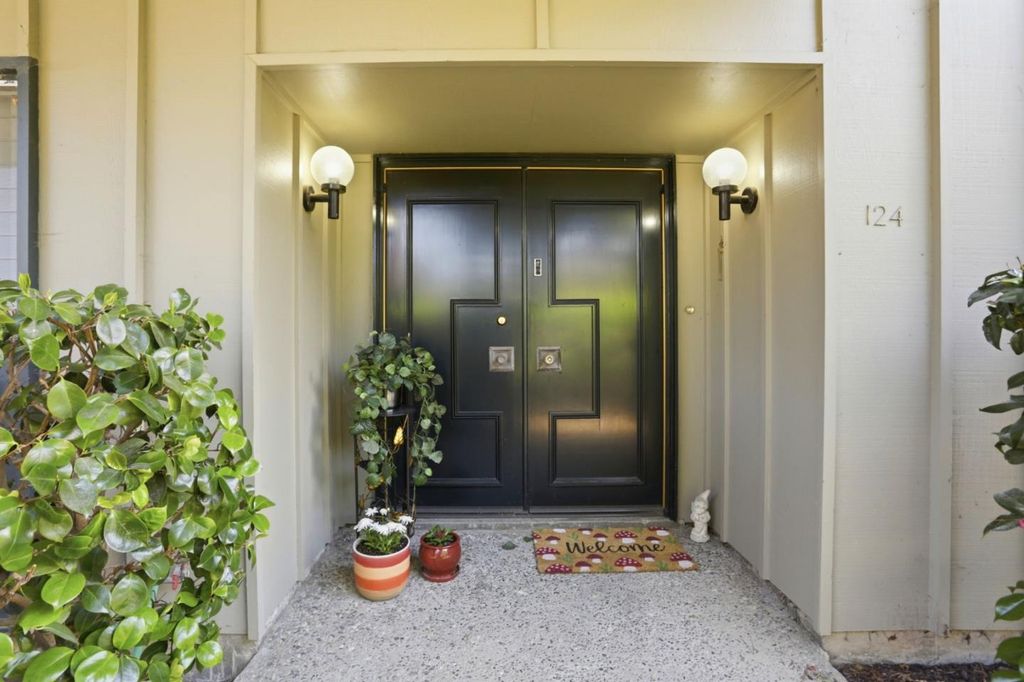 124 Del Mesa Carmel, Carmel Valley, CA 93923