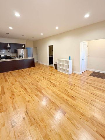 2842 S Union Avenue 1, Chicago, IL 60616