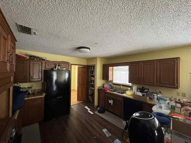 1316 Edna Street, Commerce, TX 75428