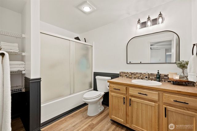 14465 100th Avenue SE, Yelm, WA 98597