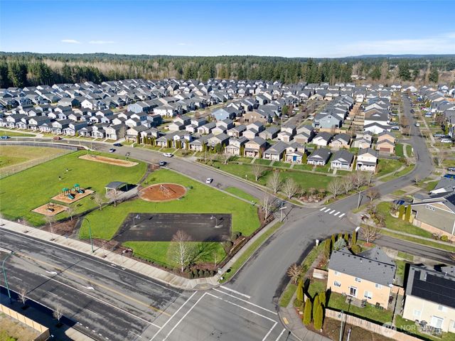 14465 100th Avenue SE, Yelm, WA 98597