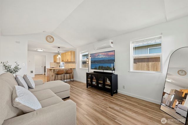 14465 100th Avenue SE, Yelm, WA 98597