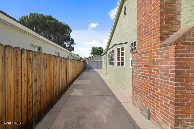 3432 N Arrowhead Avenue, San Bernadino, CA 92405