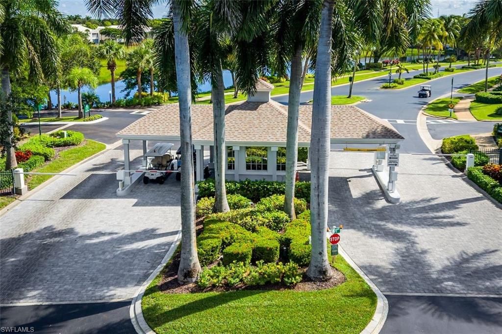1380 Sweetwater CV 102, NAPLES, FL 34110 — exterior
