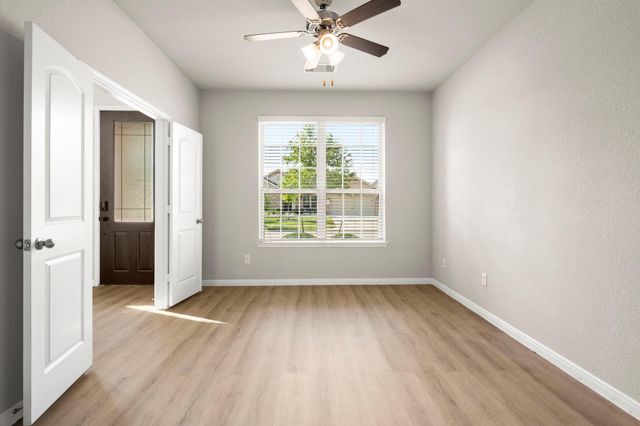 12115 Talmadge Reach Drive, Humble, TX 77346