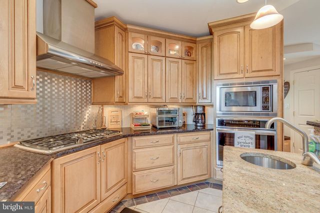 3 KENNETH CT, Hamilton, NJ 08620