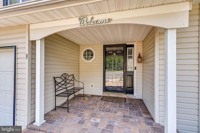 3 KENNETH CT, Hamilton, NJ 08620