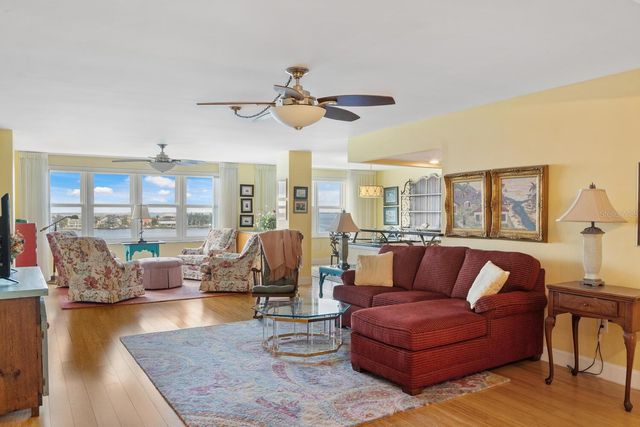 5200 BRITTANY DRIVE S 602, St Petersburg, FL 33715