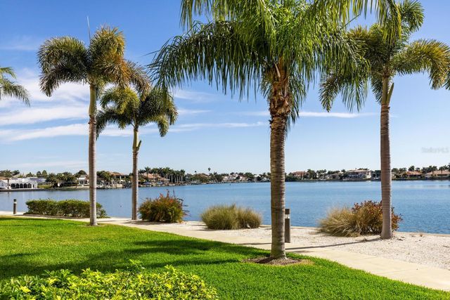 5200 BRITTANY DRIVE S 602, St Petersburg, FL 33715