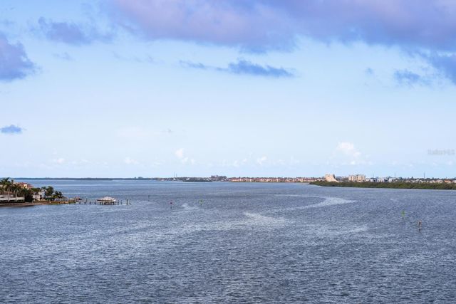 5200 BRITTANY DRIVE S 602, St Petersburg, FL 33715