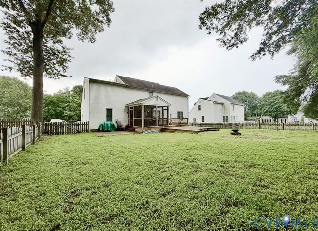 7016 Narragansett Ct, Hanover, VA 23111