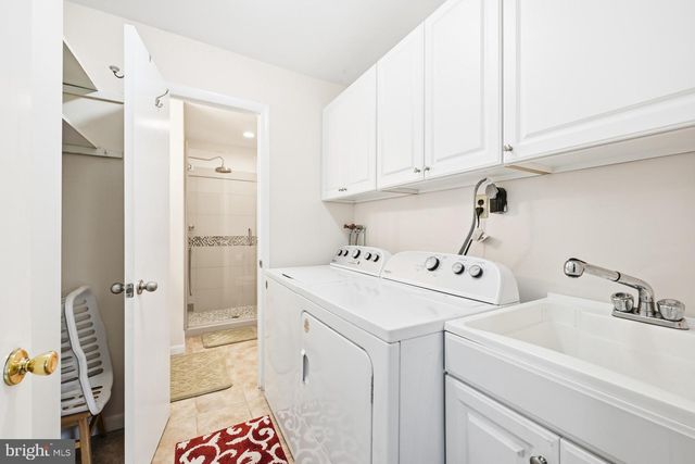 516 WINCHESTER RD, Warminster, PA 18974