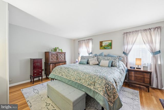 516 WINCHESTER RD, Warminster, PA 18974