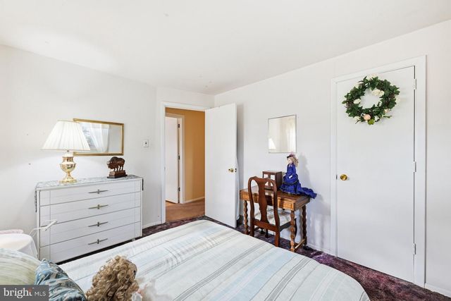 516 WINCHESTER RD, Warminster, PA 18974