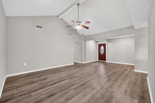 5243 Wickview Lane, Houston, TX 77053