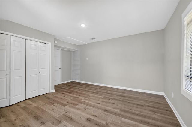 5243 Wickview Lane, Houston, TX 77053