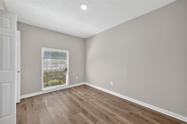 5243 Wickview Lane, Houston, TX 77053