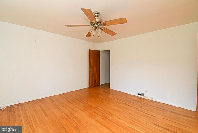 1605 HILLCREST RD, Glenside, PA 19038