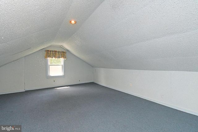 1605 HILLCREST RD, Glenside, PA 19038