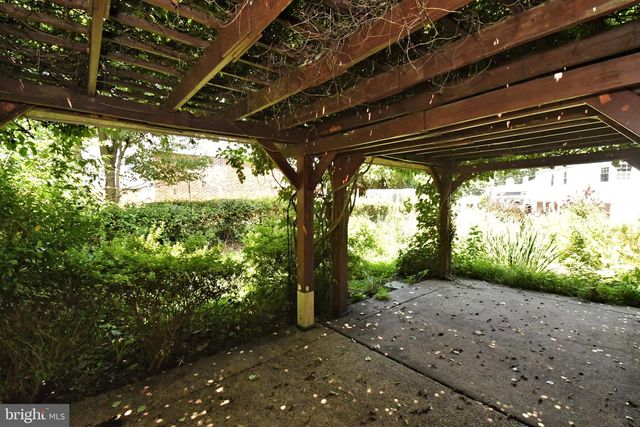 1605 HILLCREST RD, Glenside, PA 19038