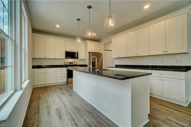 5815 Azalea Garden RD, Norfolk, VA 23518
