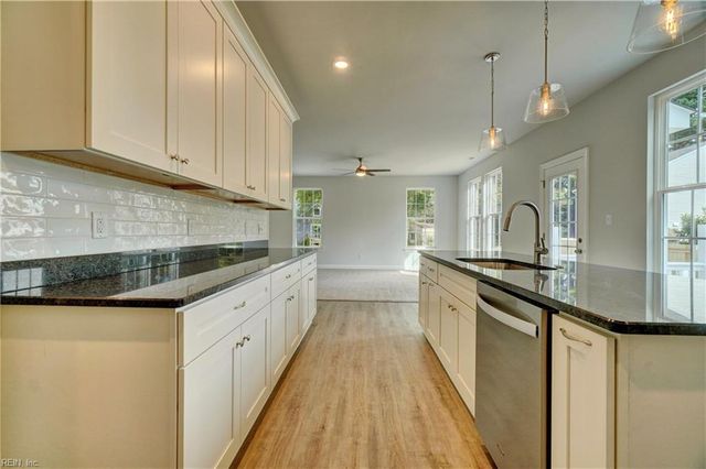 5815 Azalea Garden RD, Norfolk, VA 23518