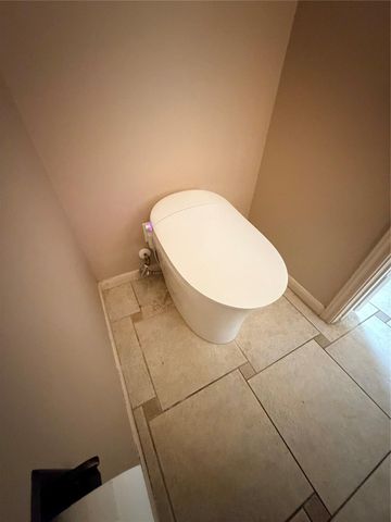 2818 Woodcreek Meadows Lane, Houston, TX 77073