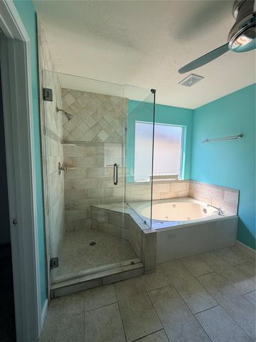 2818 Woodcreek Meadows Lane, Houston, TX 77073