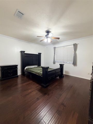 2818 Woodcreek Meadows Lane, Houston, TX 77073