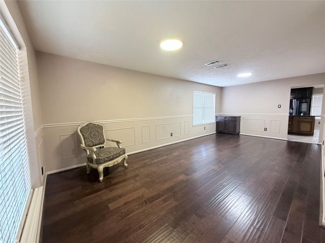 2818 Woodcreek Meadows Lane, Houston, TX 77073