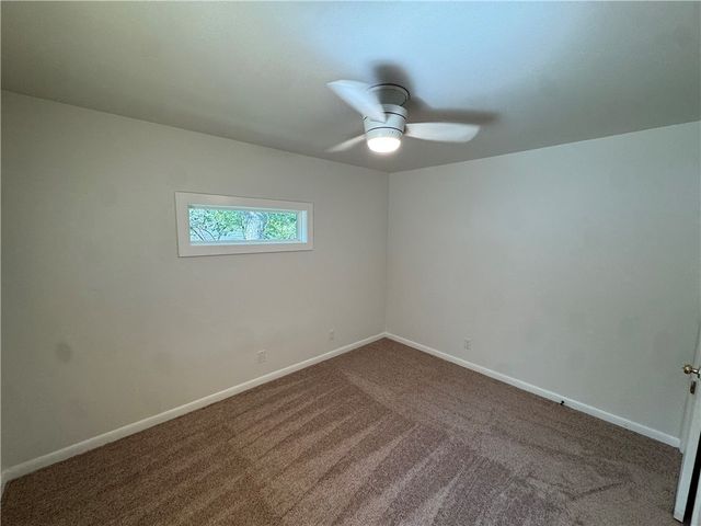 700 E Edna Street, Fayetteville, AR 72703