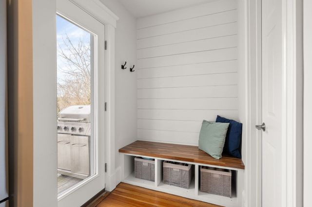 10 Nahanton Ave, Milton, MA 02186