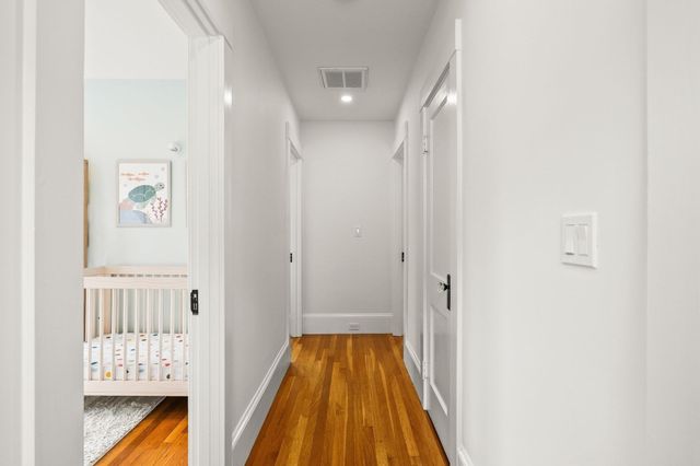 10 Nahanton Ave, Milton, MA 02186