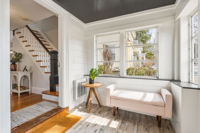 10 Nahanton Ave, Milton, MA 02186