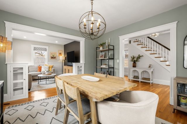 10 Nahanton Ave, Milton, MA 02186