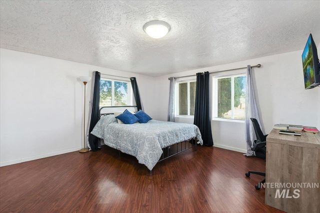 3819 S Montana, Caldwell, ID 83605