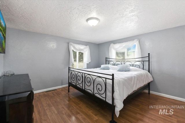 3819 S Montana, Caldwell, ID 83605