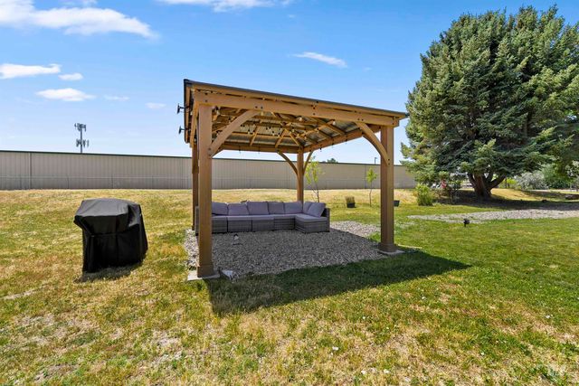 3819 S Montana, Caldwell, ID 83605