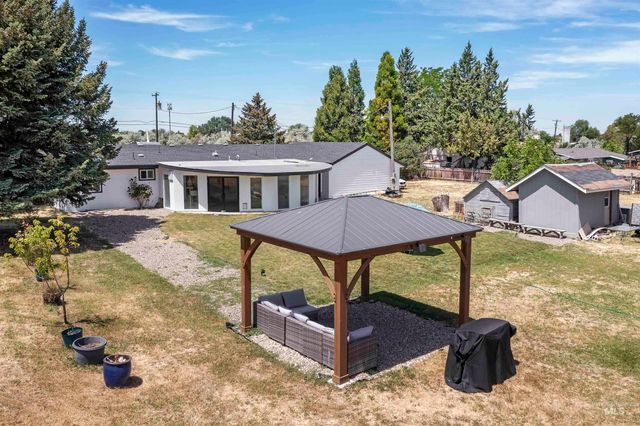 3819 S Montana, Caldwell, ID 83605