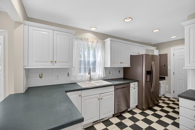 1 Blackwatch Court, Charleston, SC 29414