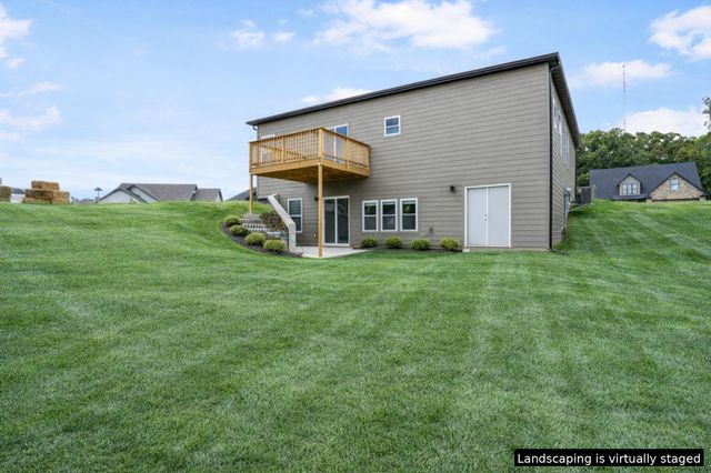 404 SUGARBERRY DR, Columbia, MO 65201