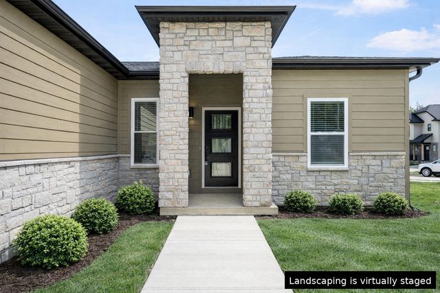 404 SUGARBERRY DR, Columbia, MO 65201