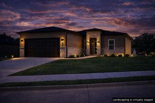 404 SUGARBERRY DR, Columbia, MO 65201