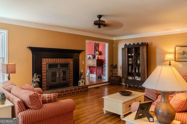 1044 Hutchings Mountain Road, Rockmart, GA 30153