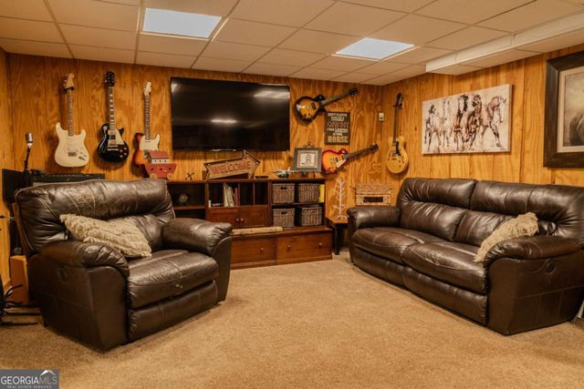 1044 Hutchings Mountain Road, Rockmart, GA 30153
