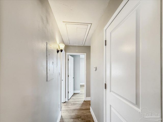 1100 Shoreline Dr 221, Gulf Breeze, FL 32561