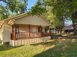 2005 E Grand Ave, Marshall, TX 75670